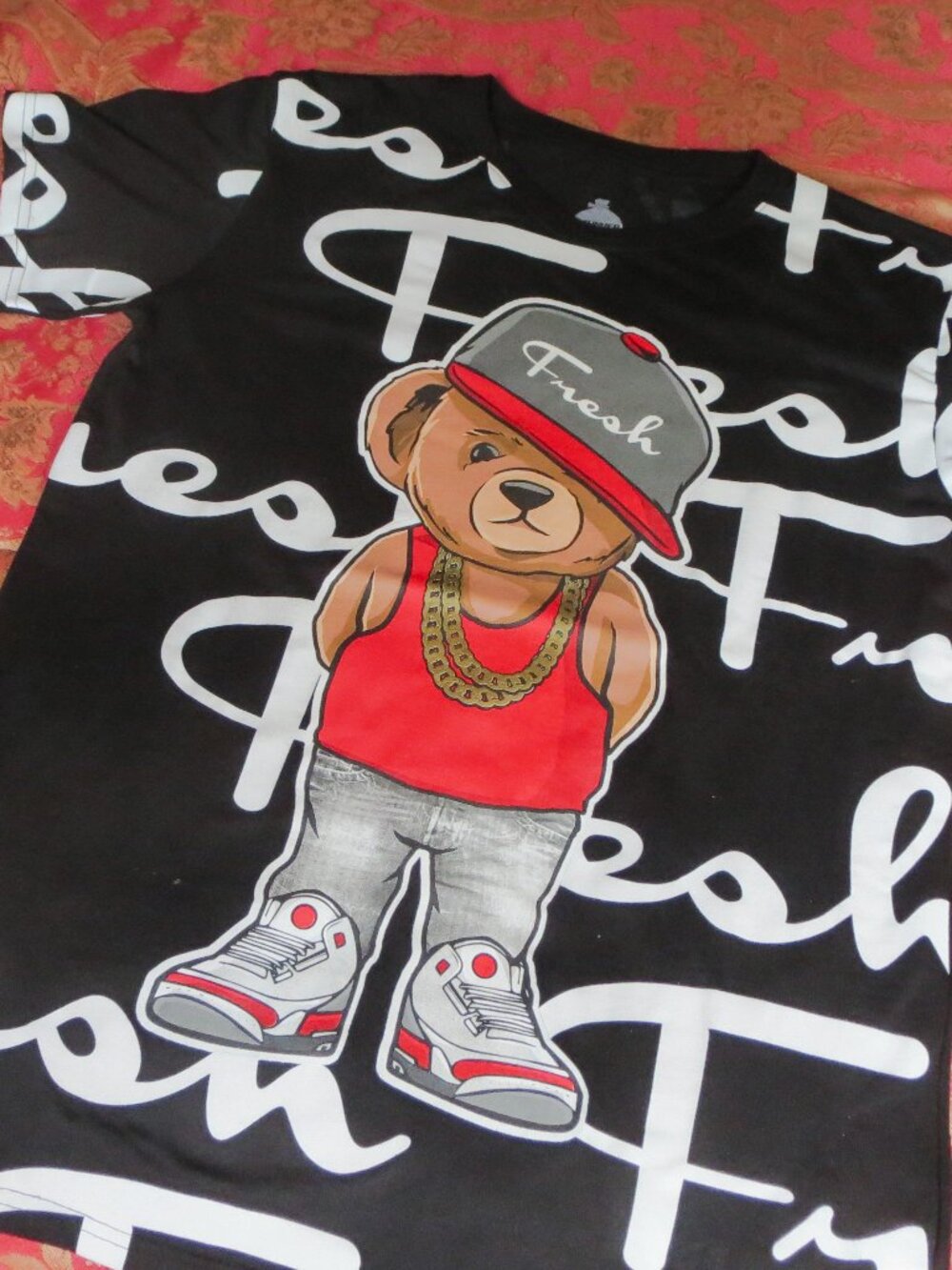 Hip-hop teddy bear the black t-short